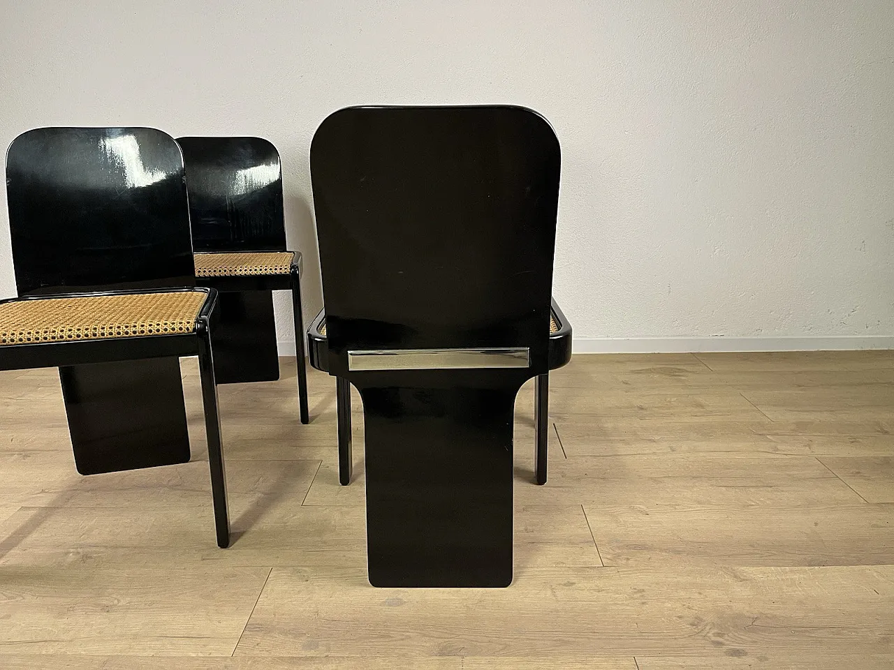 4 Sedie in legno e paglia di Pierluigi Molinari Pozzi, anni '70 17