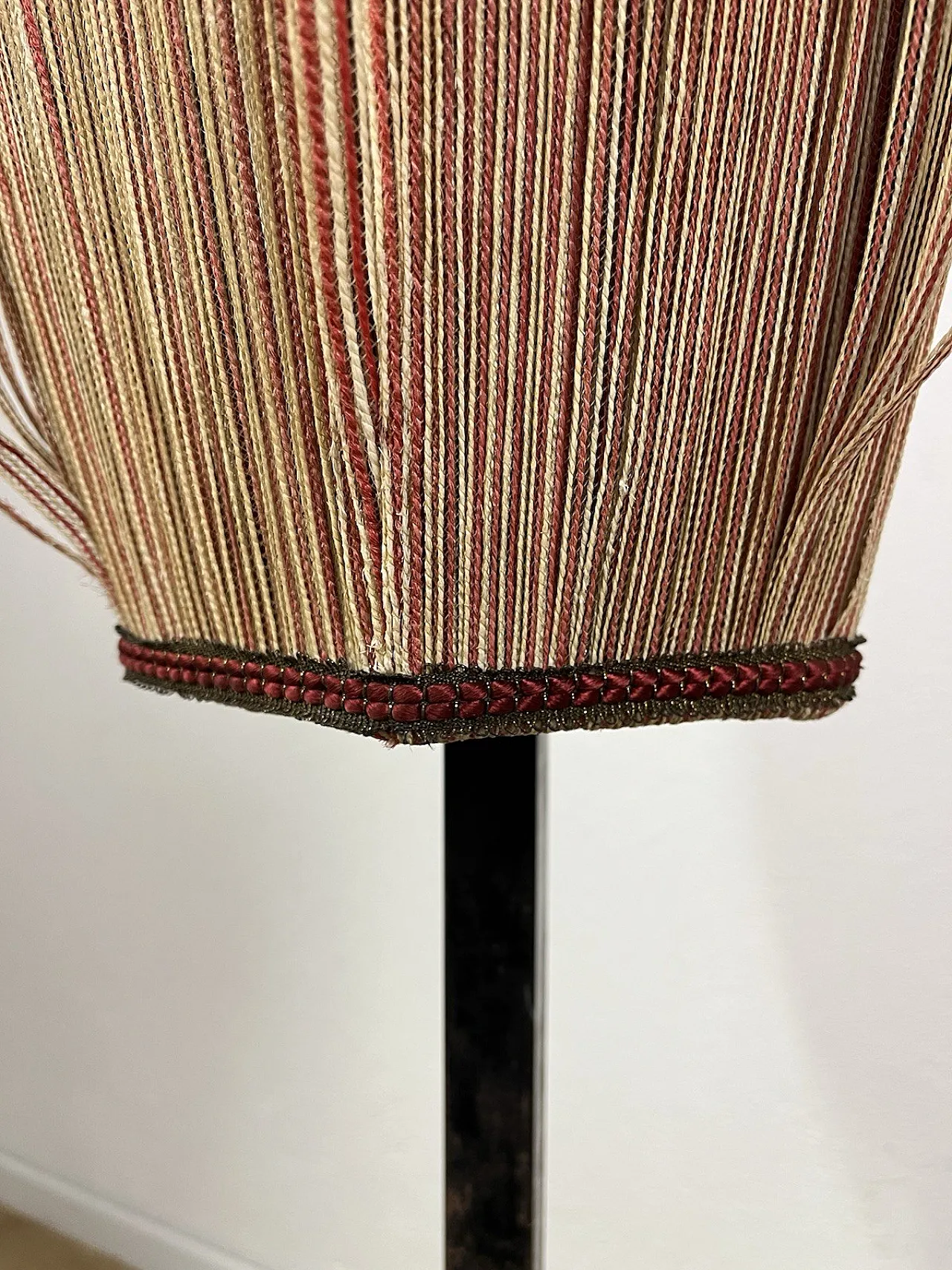 Lampada da terra in ferro e tessuto, anni '40 11