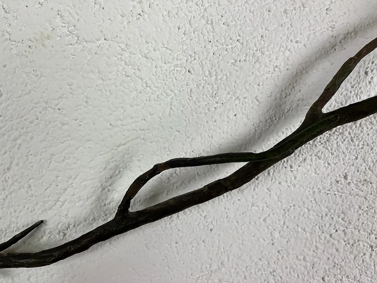 Appendiabito scultura in ferro, anni '70 6