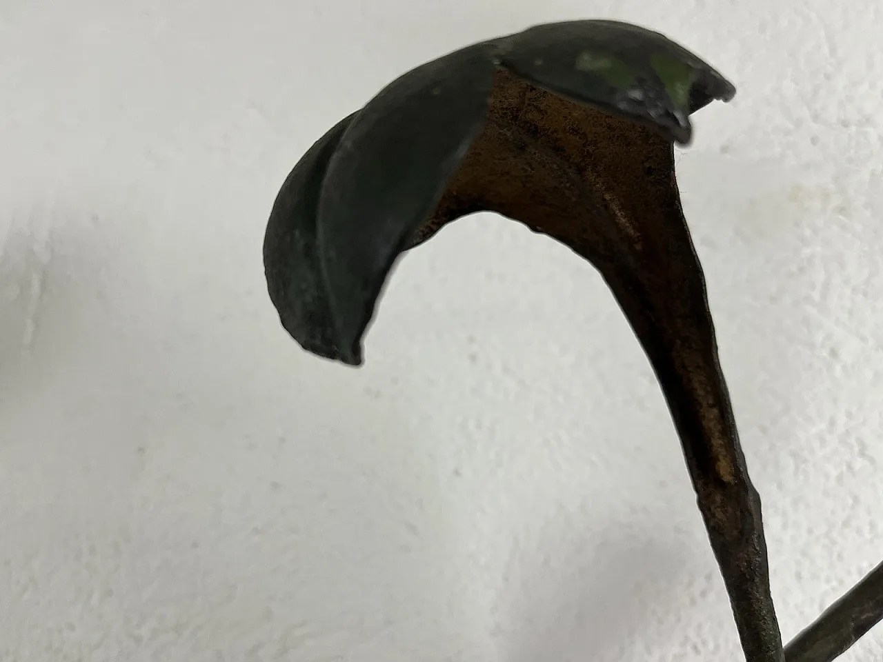 Appendiabito scultura in ferro, anni '70 9