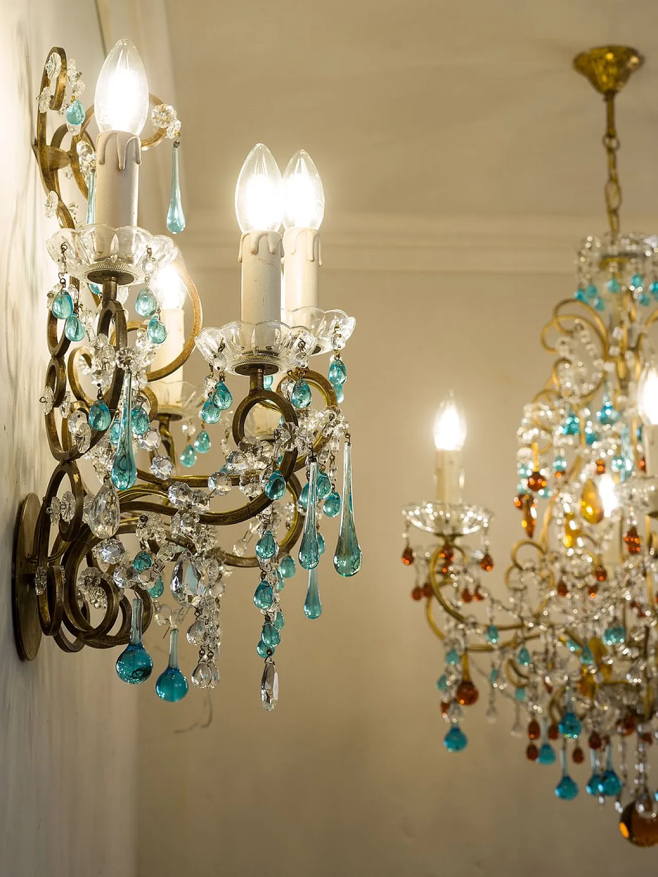 Lampada da parete a cinque luci in ferro battuto, anni '70 7