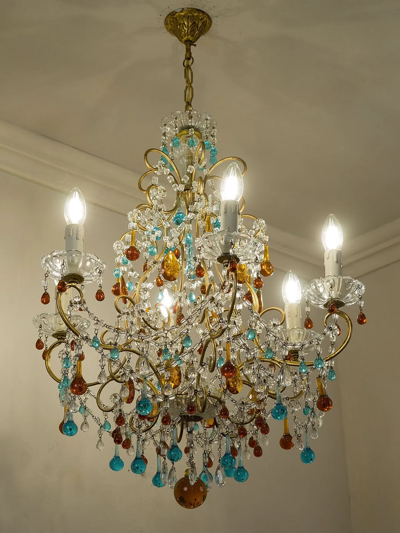 Lampadario in ferro dorato. cristallo e vetro di Murano, anni '50 11