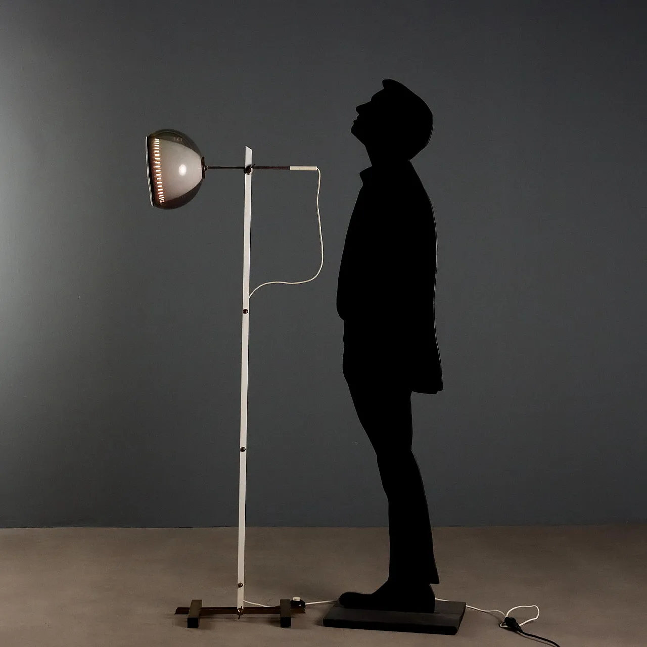 Lampada da terra in ottone, metallo e alluminio, '900 2