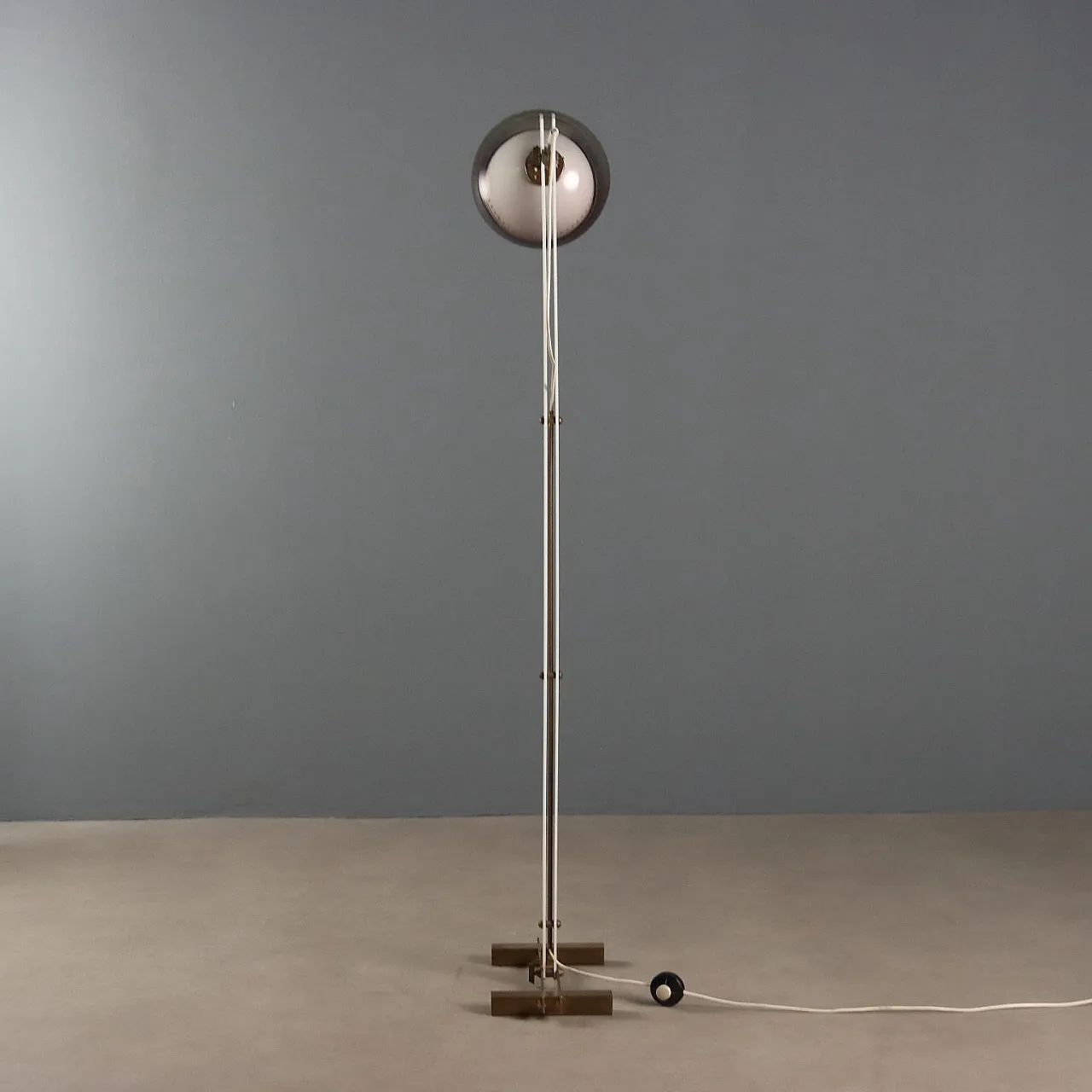 Lampada da terra in ottone, metallo e alluminio, '900 6