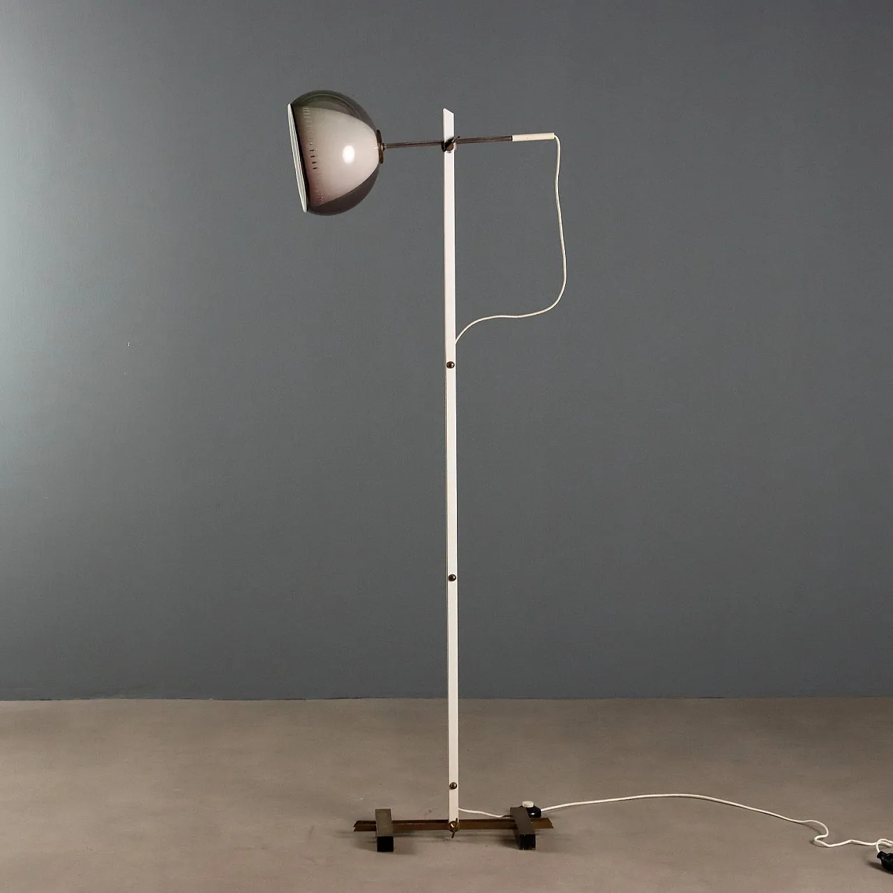 Lampada da terra in ottone, metallo e alluminio, '900 7