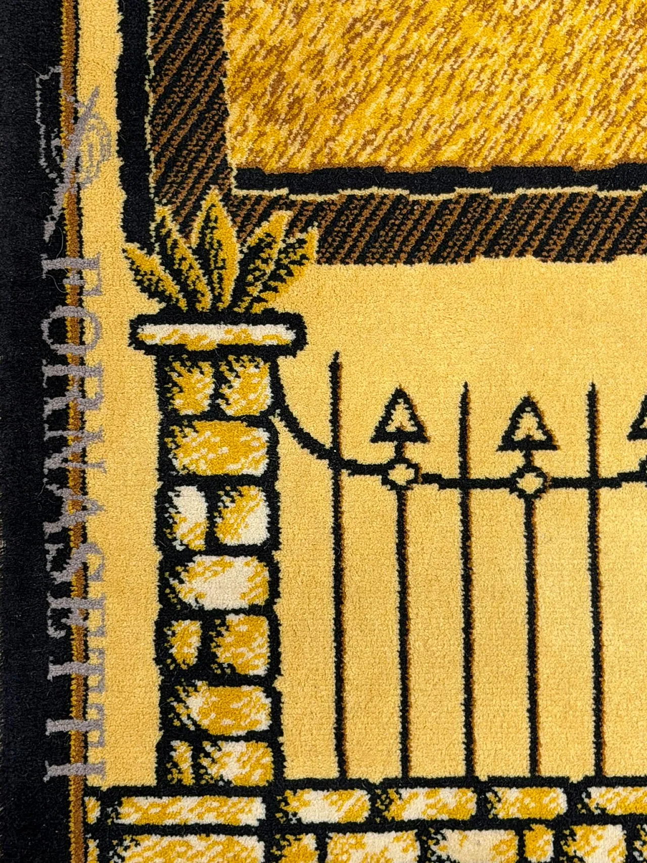 Fornasetti tappeto surrealista Giardini all'italiana giallo nero, '900 9
