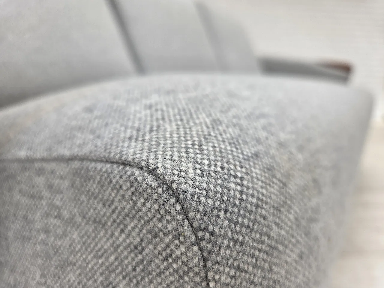 Danish design by Arne Hovmand-Olsen, 3-seater sofa model 490, 1960s 10