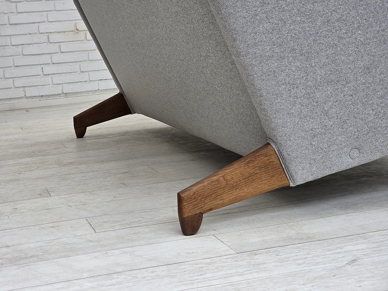 Danish design by Arne Hovmand-Olsen, 3-seater sofa model 490, 1960s 13