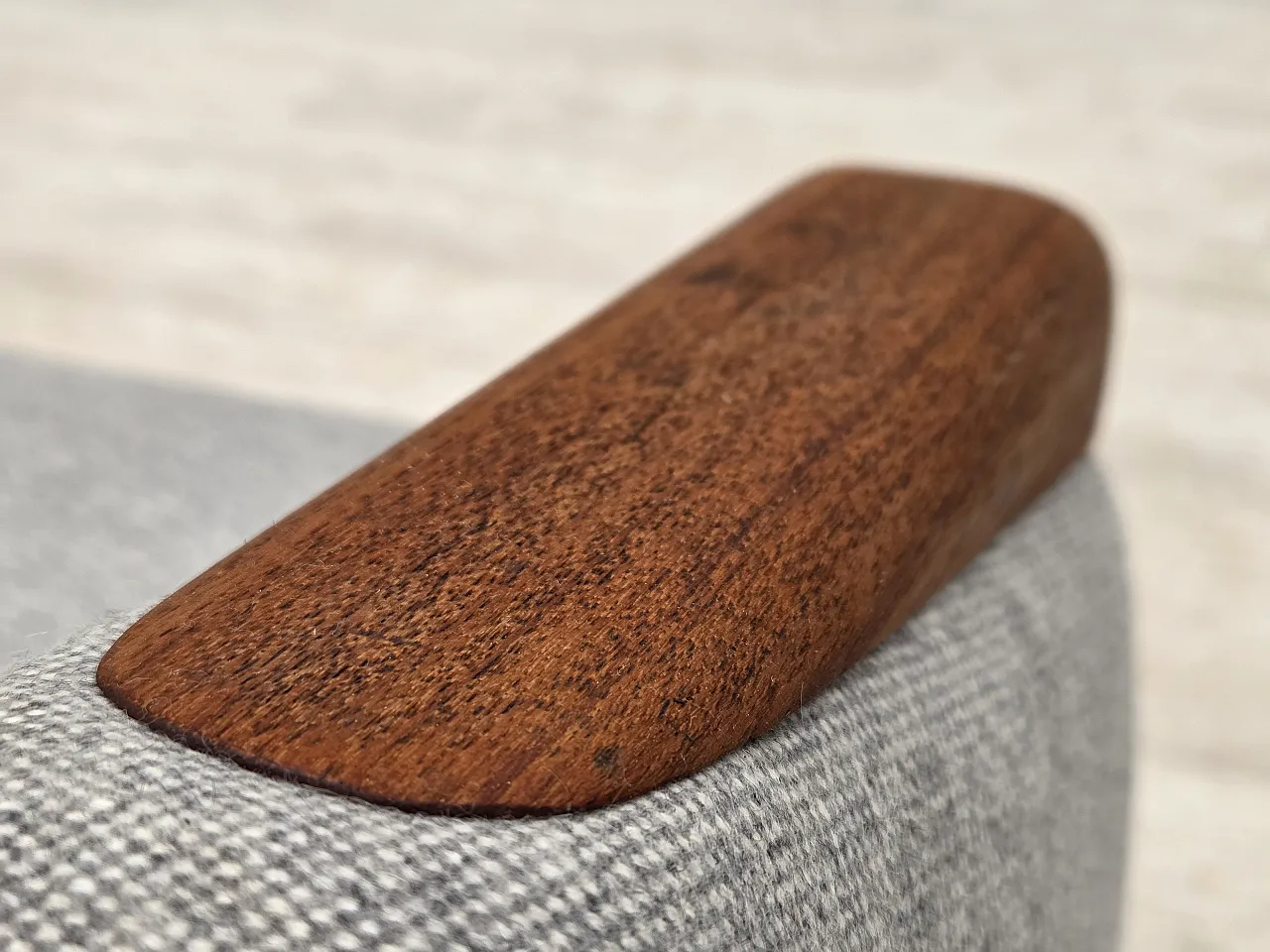 Danish design by Arne Hovmand-Olsen, 3-seater sofa model 490, 1960s 17