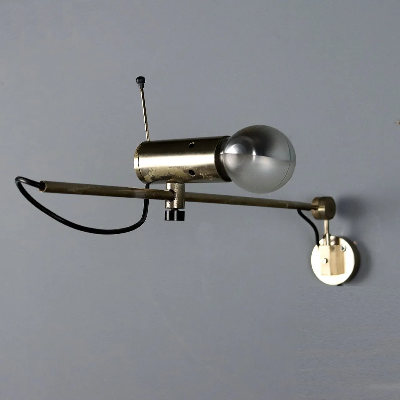 Coppia di applique in alluminio anodizzato, '900 6