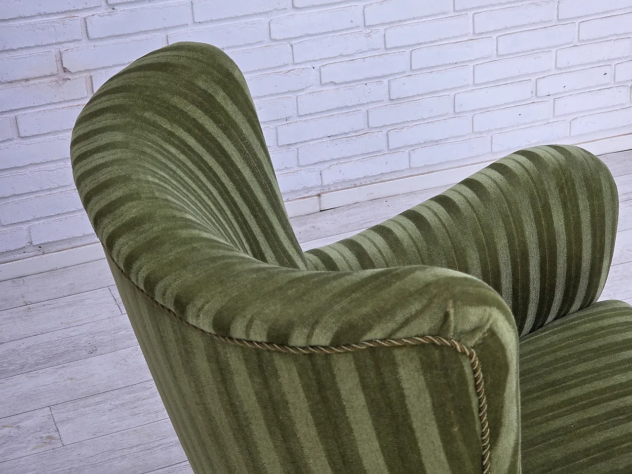 Danish armchair, green velour, 1960s 10