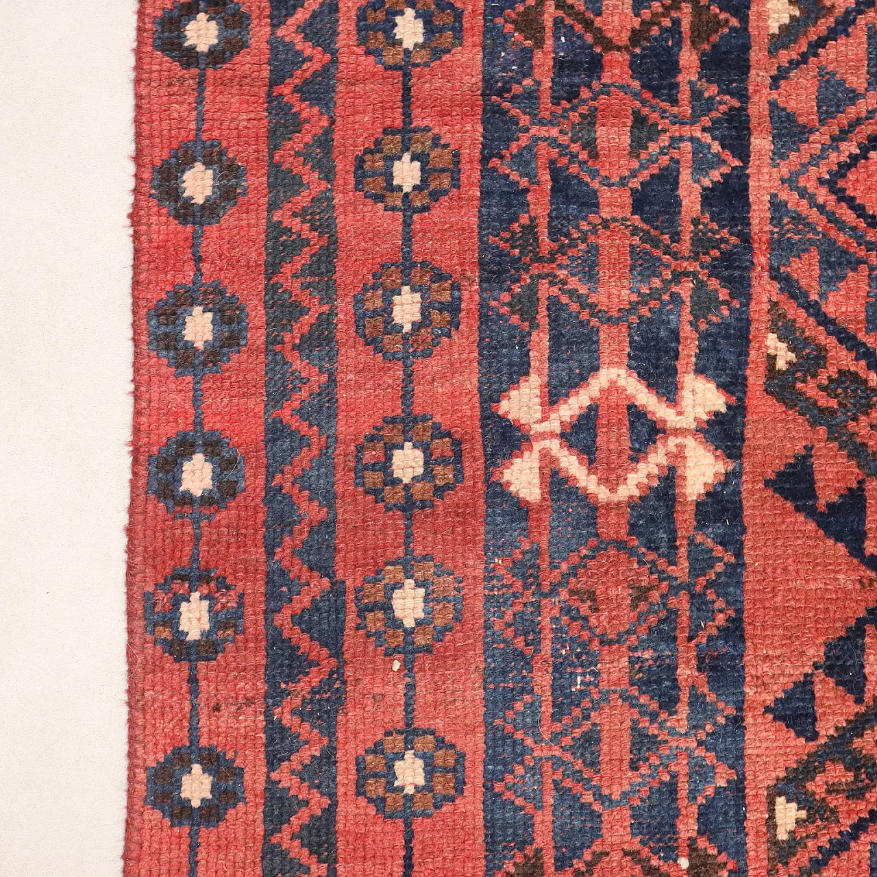 Shiraz wool rug, chunky knot, handcrafted, 20th century 7