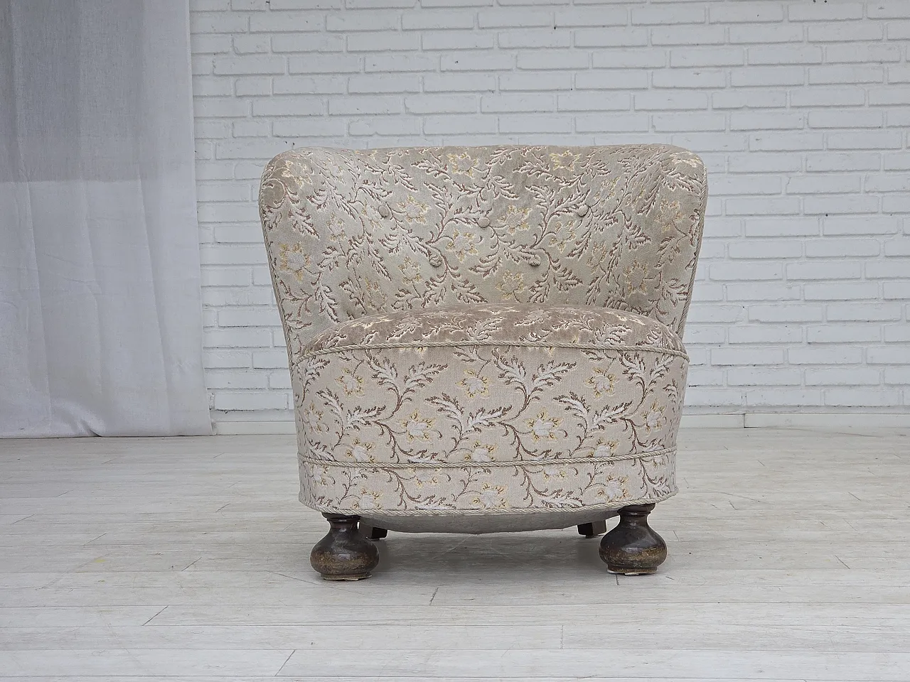 Danish curved armchair, velour, oak wood, 1970s 7