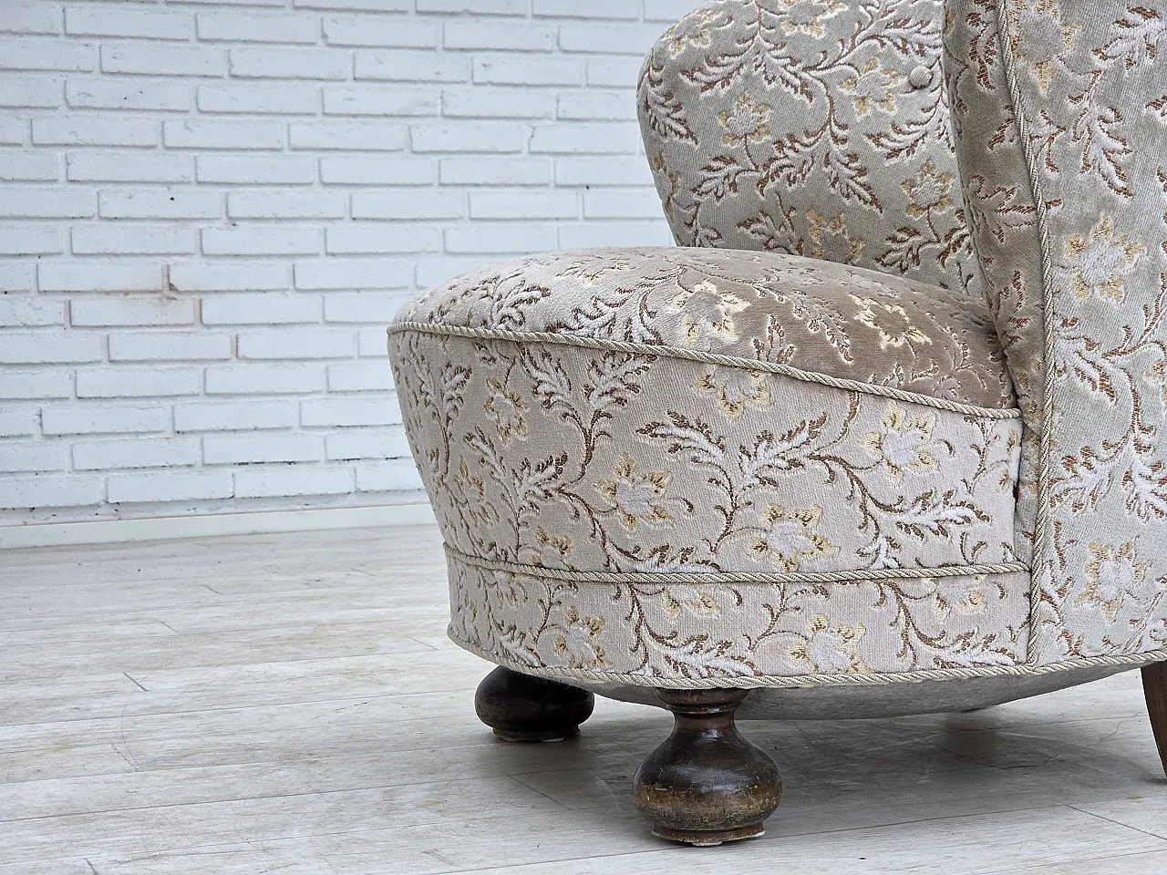 Danish curved armchair, velour, oak wood, 1970s 18