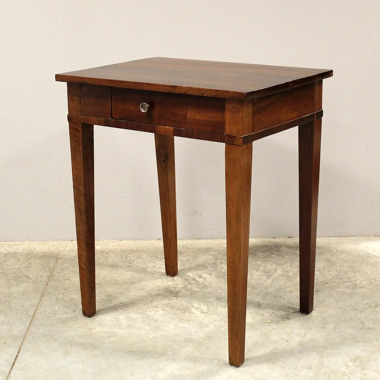 Direttorio coffee table Italian walnut,  19th century 1