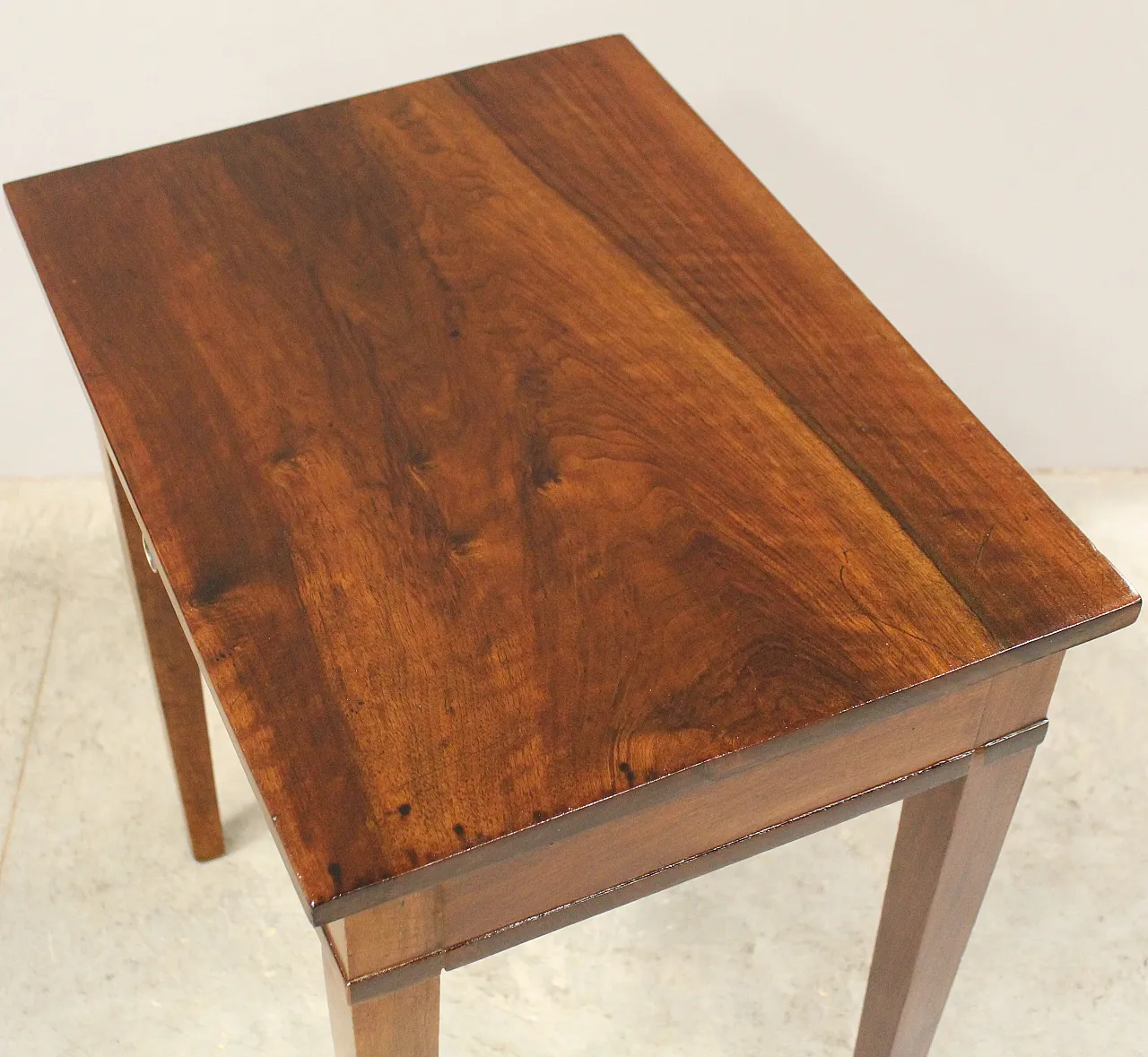 Direttorio coffee table Italian walnut,  19th century 7