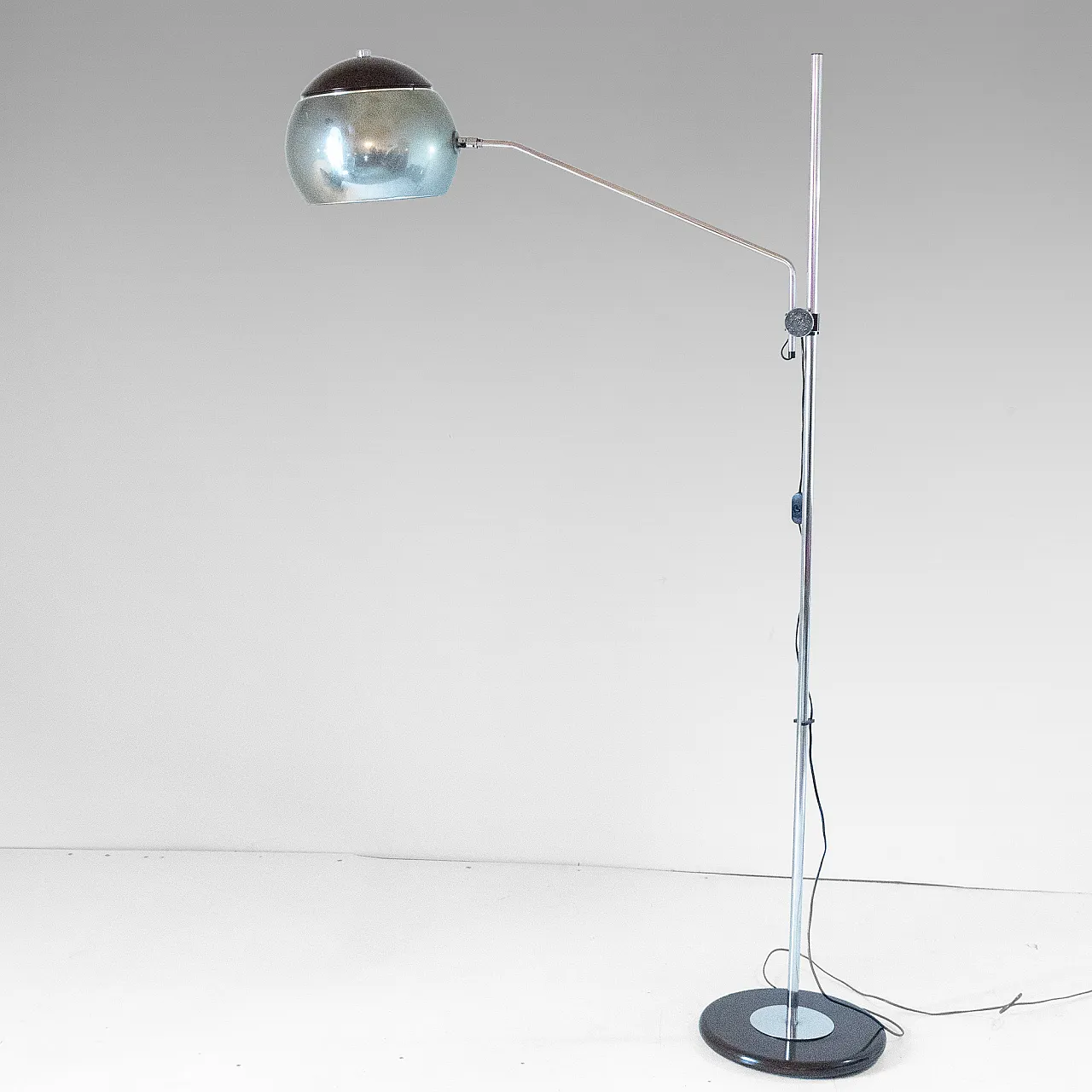Floor lamp, chromed metal structure, Italy, 1960s 1