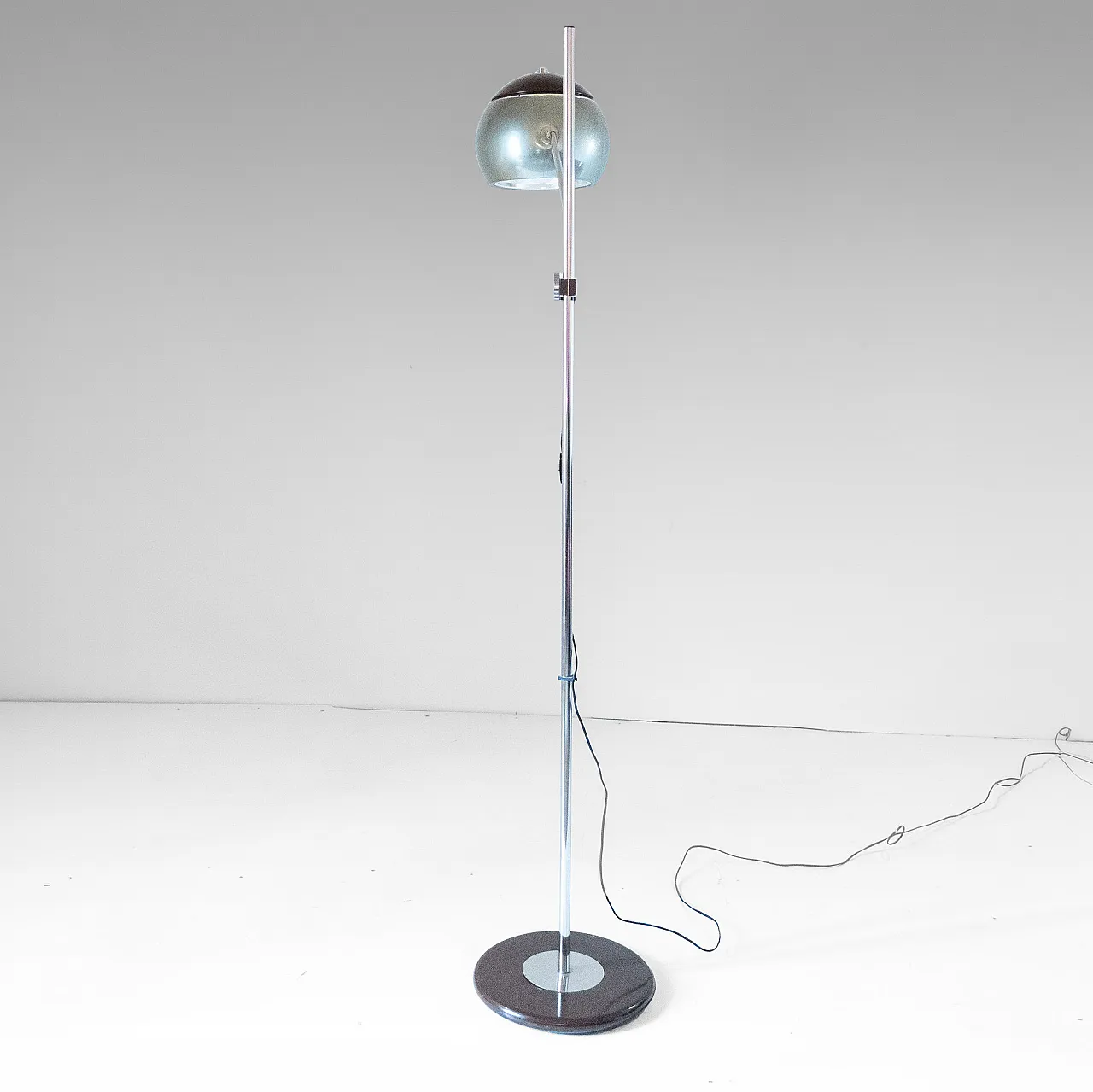 Floor lamp, chromed metal structure, Italy, 1960s 6