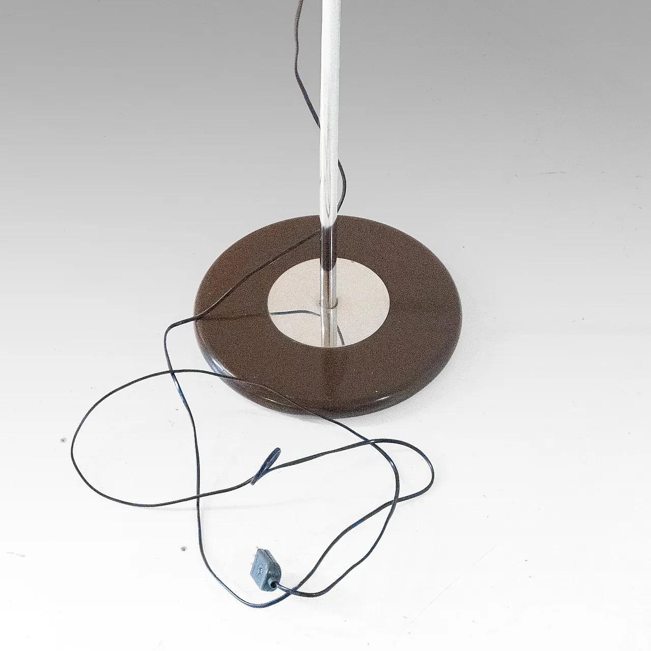 Floor lamp, chromed metal structure, Italy, 1960s 15