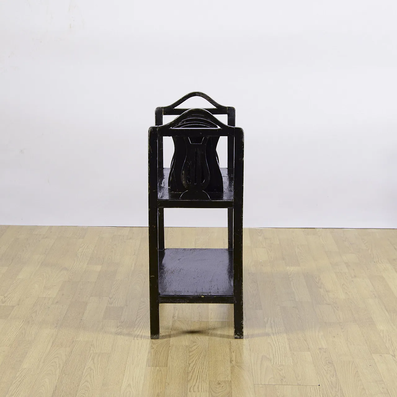 Black lacquered wooden magazine rack, early 20th century 6