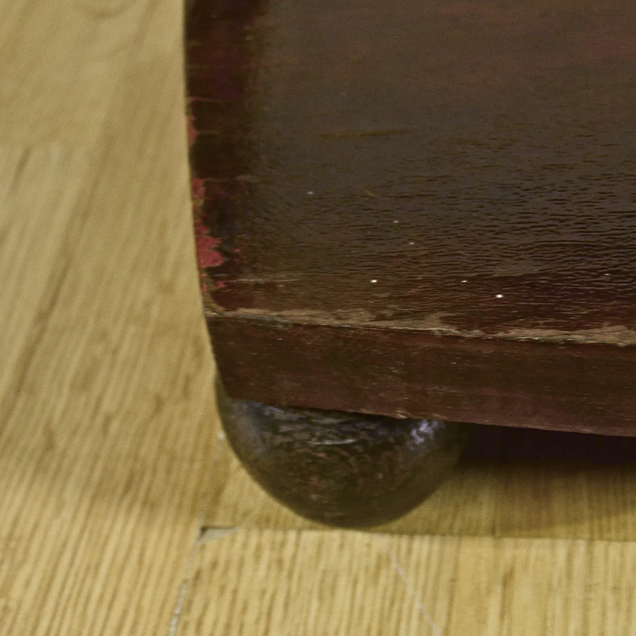 Solid wood coffee table, early 20th century 6