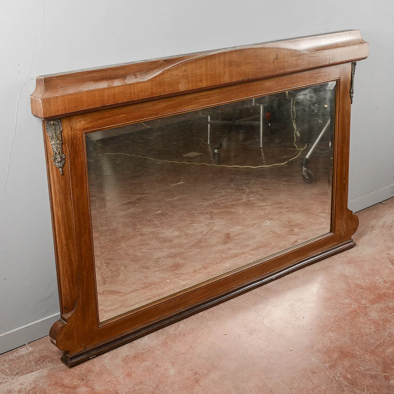 Specchiera stile Biedermeier con inserti in metallo, tardo '800 3
