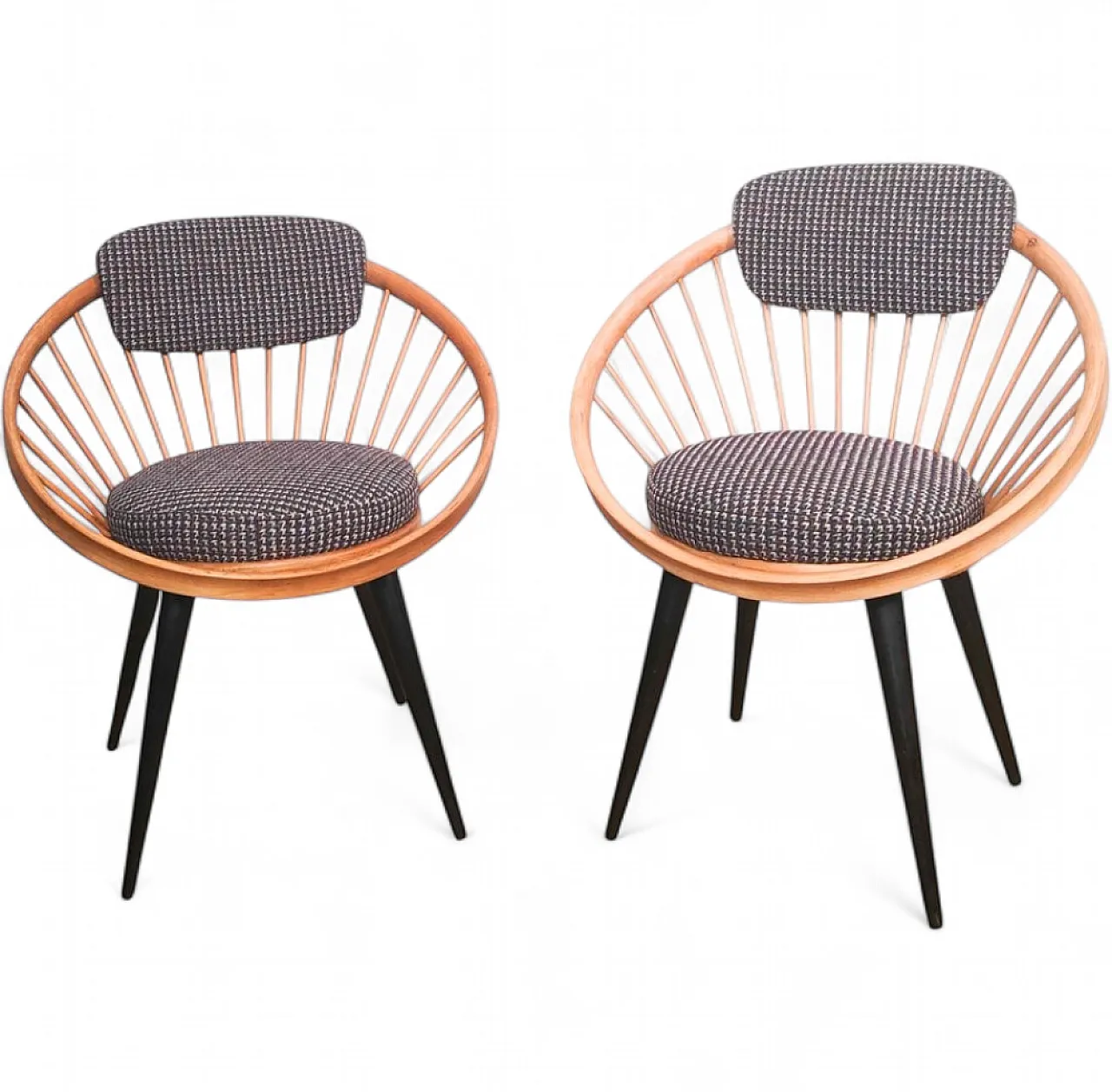Pair of chairs by Yngve Ekström for Swedese, mid-20th century 6