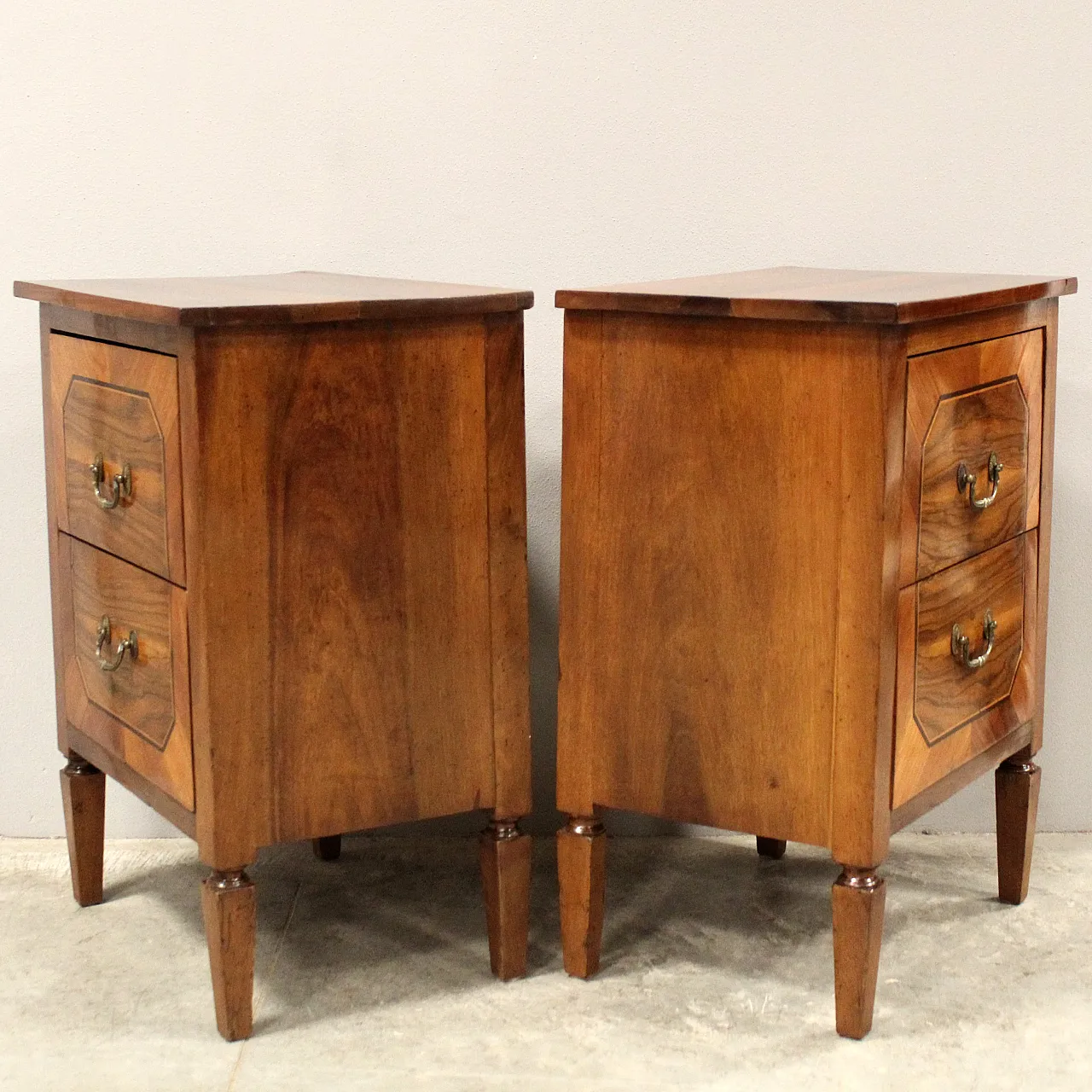 Pair of Louis XVI bedside tables Italian inlaid walnut, 18th century 5