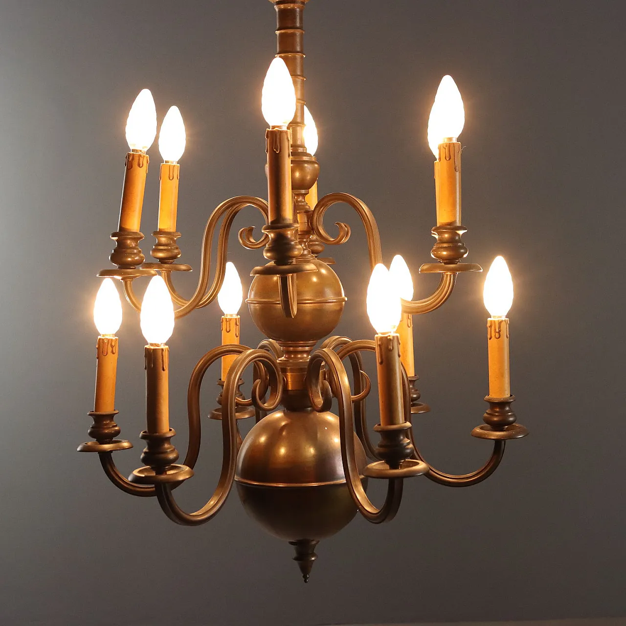 Lampadario in bronzo, '900 3