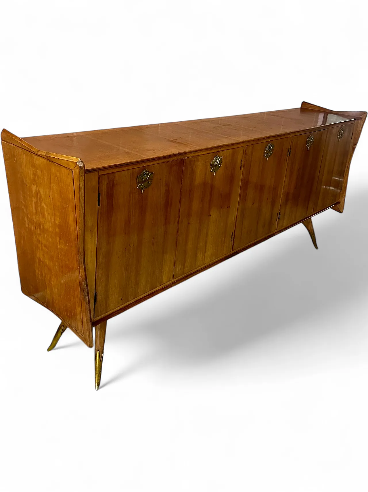 Sideboard by Vittorio Dassi in maple, brass friezes and feet, 1950s 12