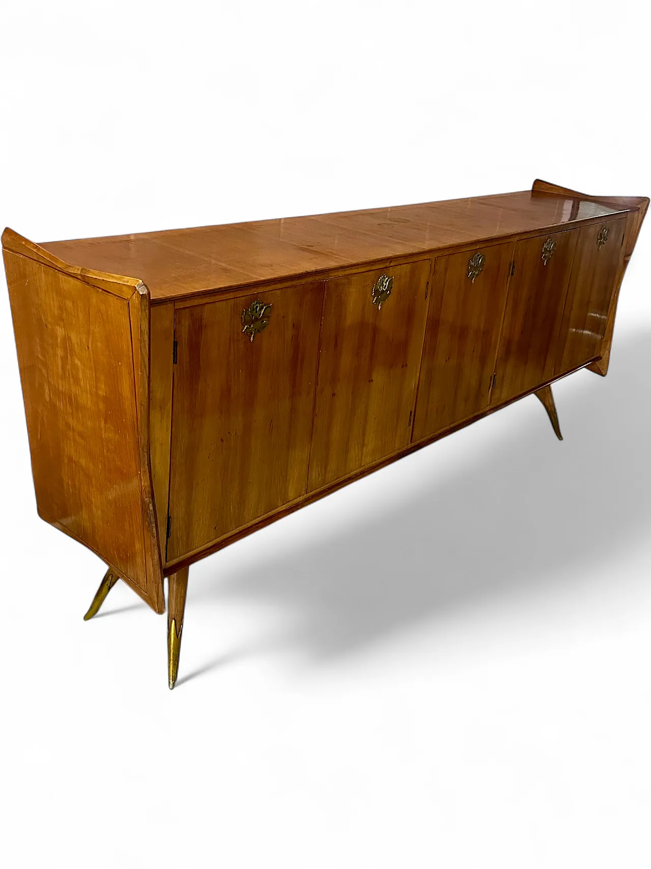 Sideboard by Vittorio Dassi in maple, brass friezes and feet, 1950s 14