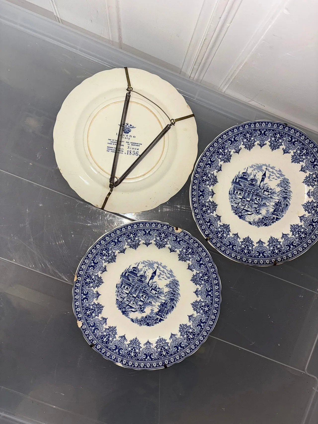 Trio of Laveno dishes, 30s 5