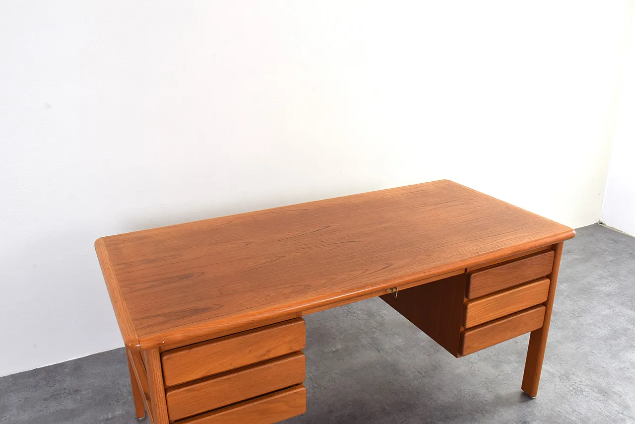 Scrivania Mid-Century in teak, Danimarca, anni '70. 16