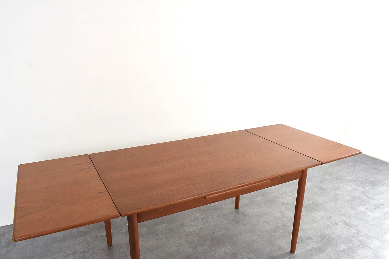 Tavolo da pranzo allungabile in teak di Rogenstrup Möbelfabrik, Danimarca, anni '60 14