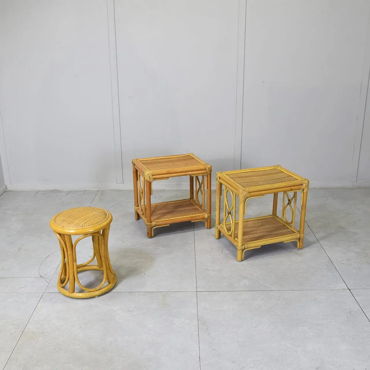 3 Nightstands and stool in bamboo and vimini, 1960s 2