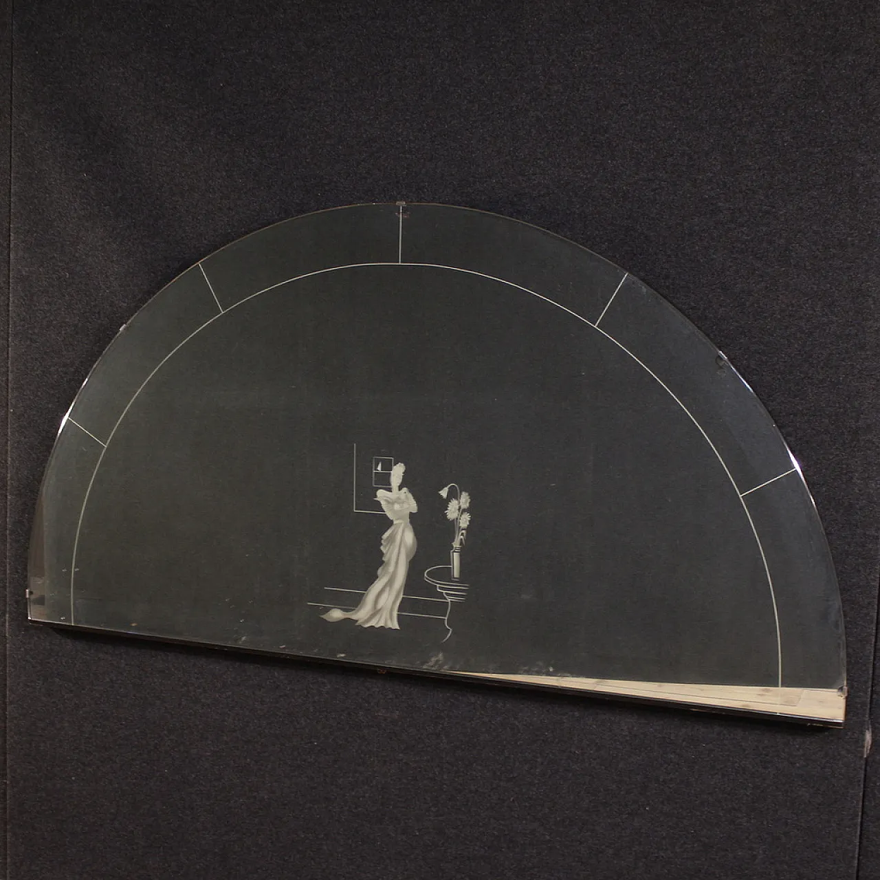 Specchiera italiana a mezzaluna con figura molata, anni '50 9