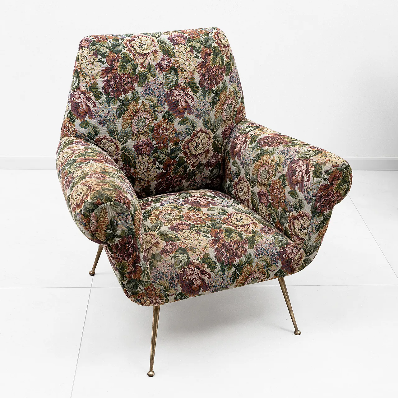 Pair of mid-century modern Italian armchairs by Gigi Radice, 50s 6