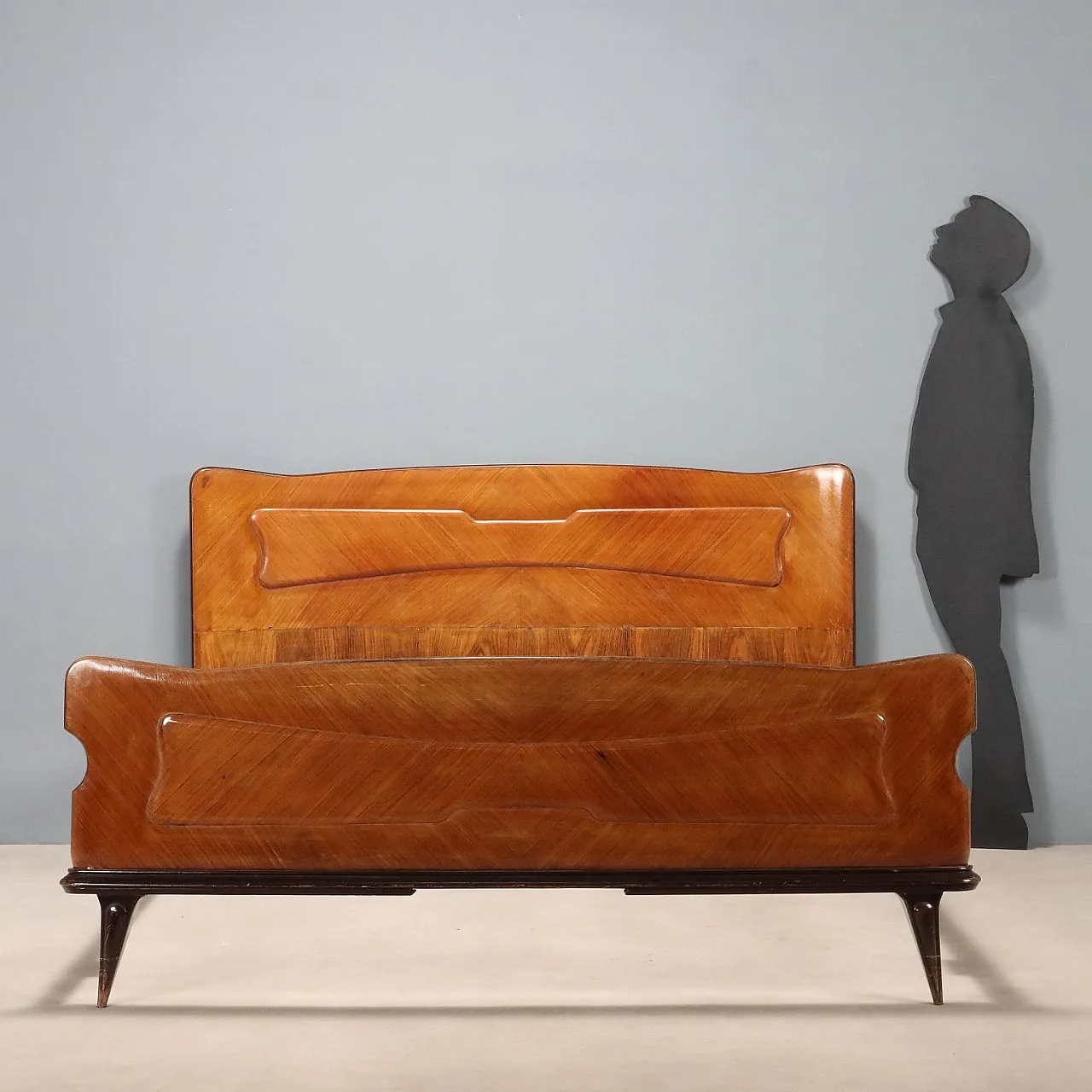 Letto matrimoniale in impiallacciatura di legno esotico, metà '900 3