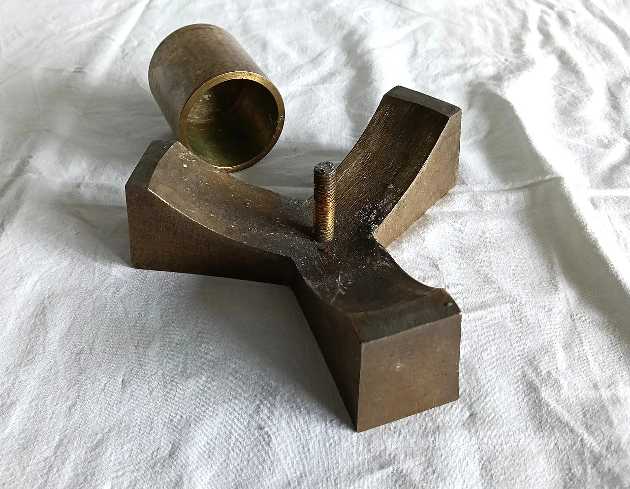 Portacandele in ottone massiccio, anni '60 13