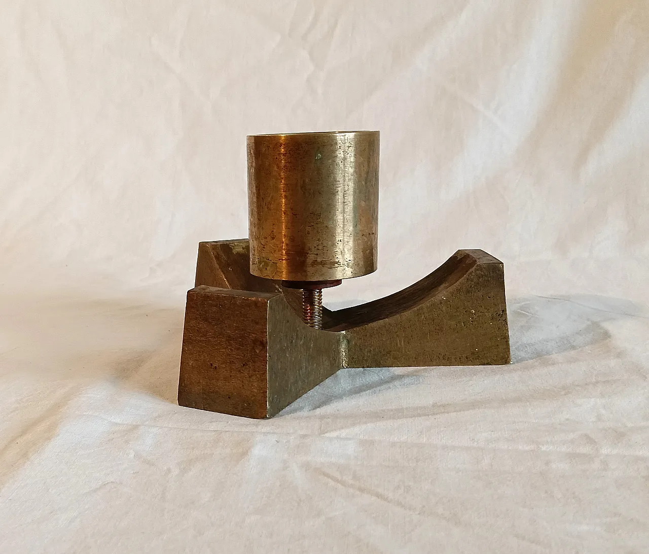 Portacandele in ottone massiccio, anni '60 14