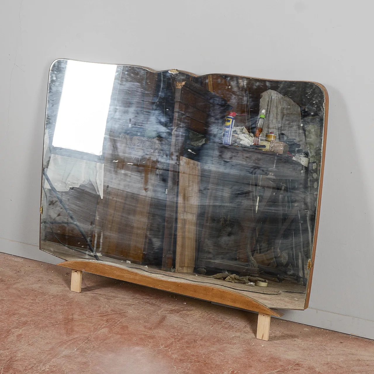 Specchiera sagomata grande con base in legno, '900 5