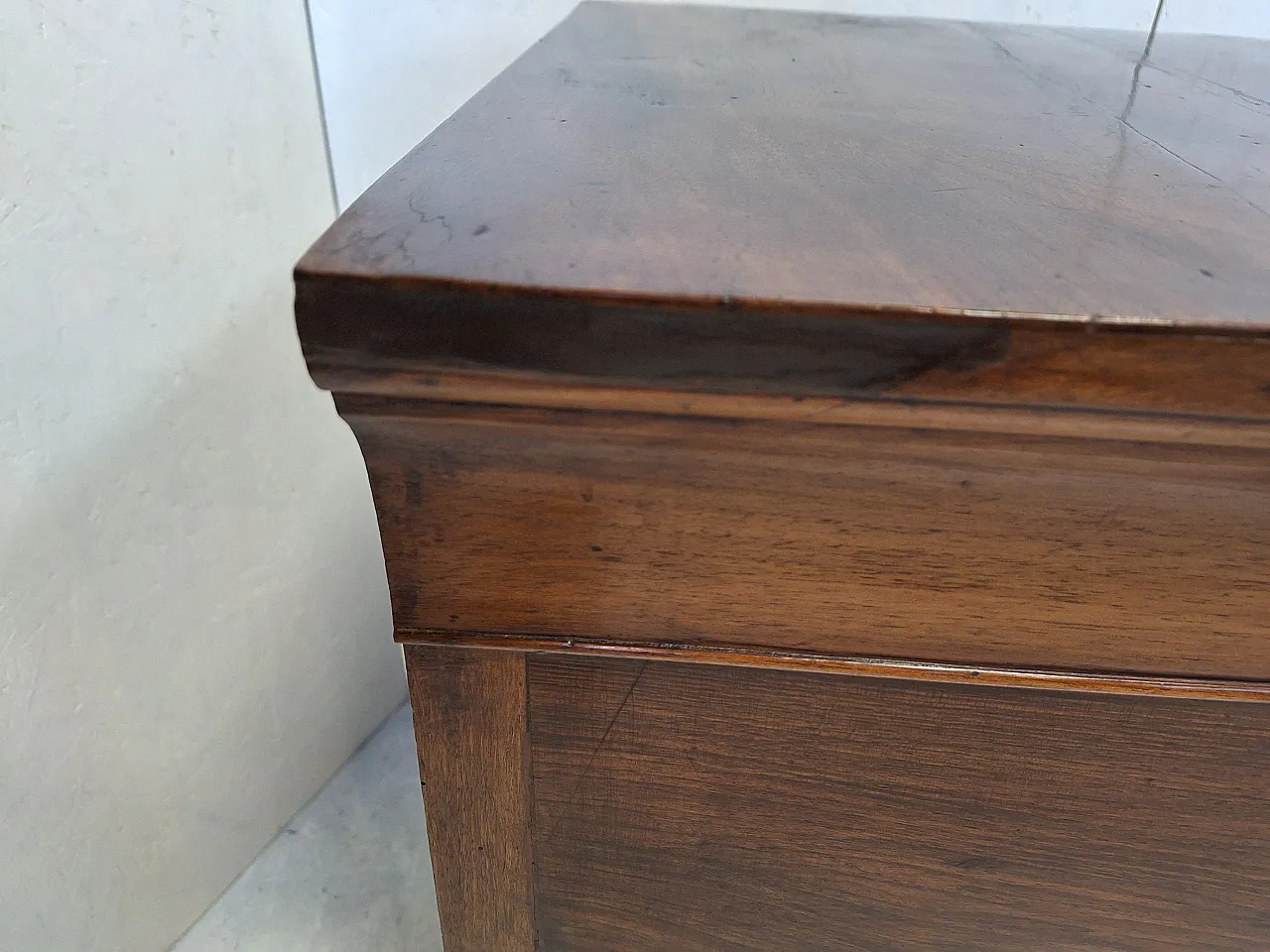 Coppia di comodini Cappuccini noce massello, stile Luigi Filippo, '800 17