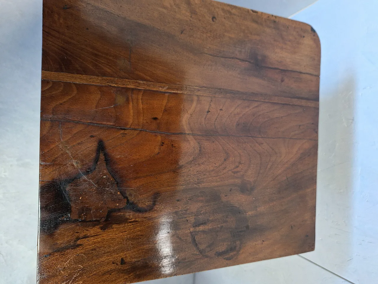 Coppia di comodini Cappuccini noce massello, stile Luigi Filippo, '800 21