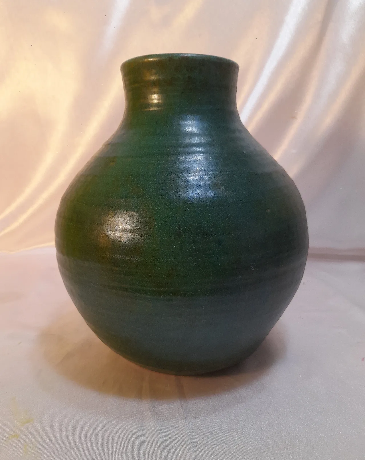 Vaso in terracotta smaltata verde interno nero, anni '70 1
