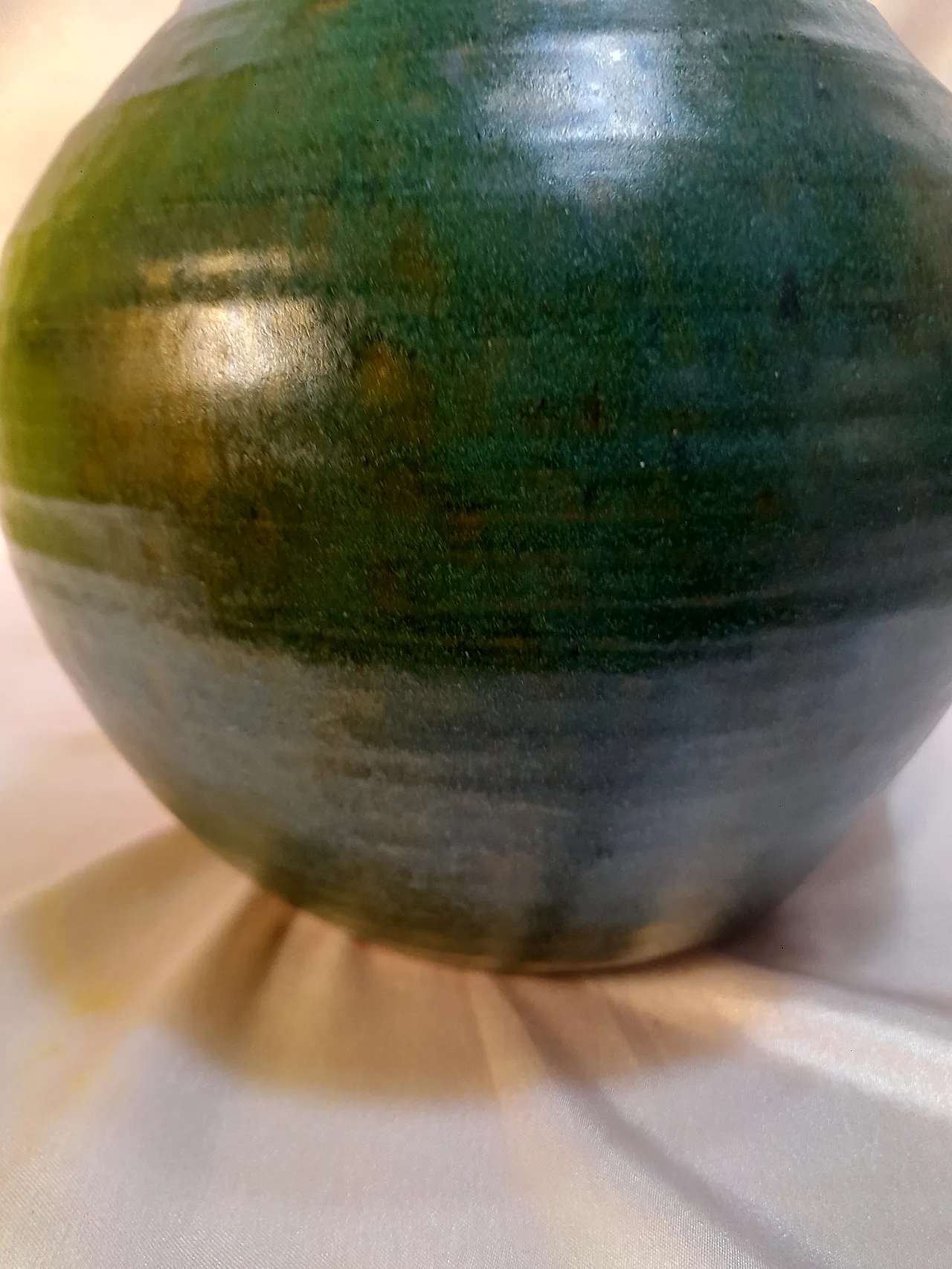 Vaso in terracotta smaltata verde interno nero, anni '70 6