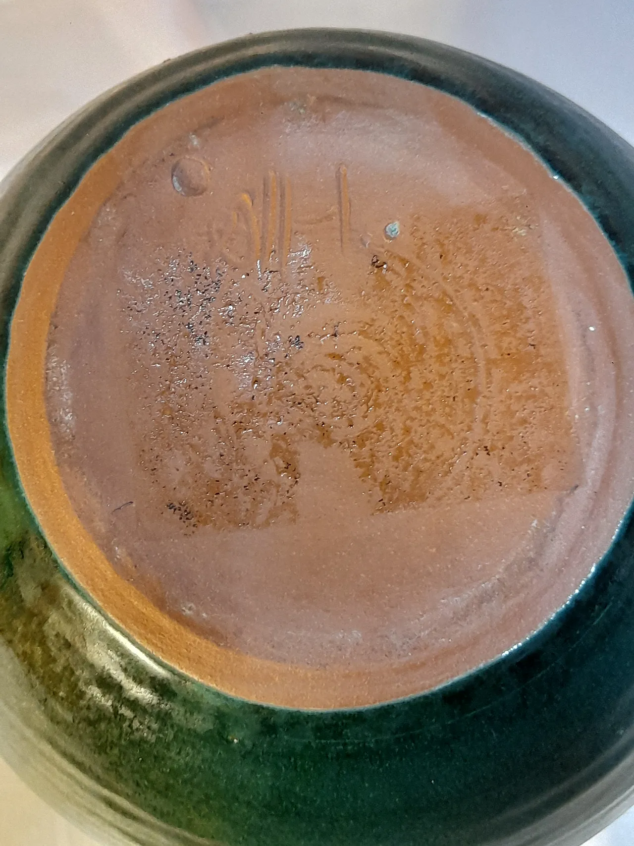 Vaso in terracotta smaltata verde interno nero, anni '70 18