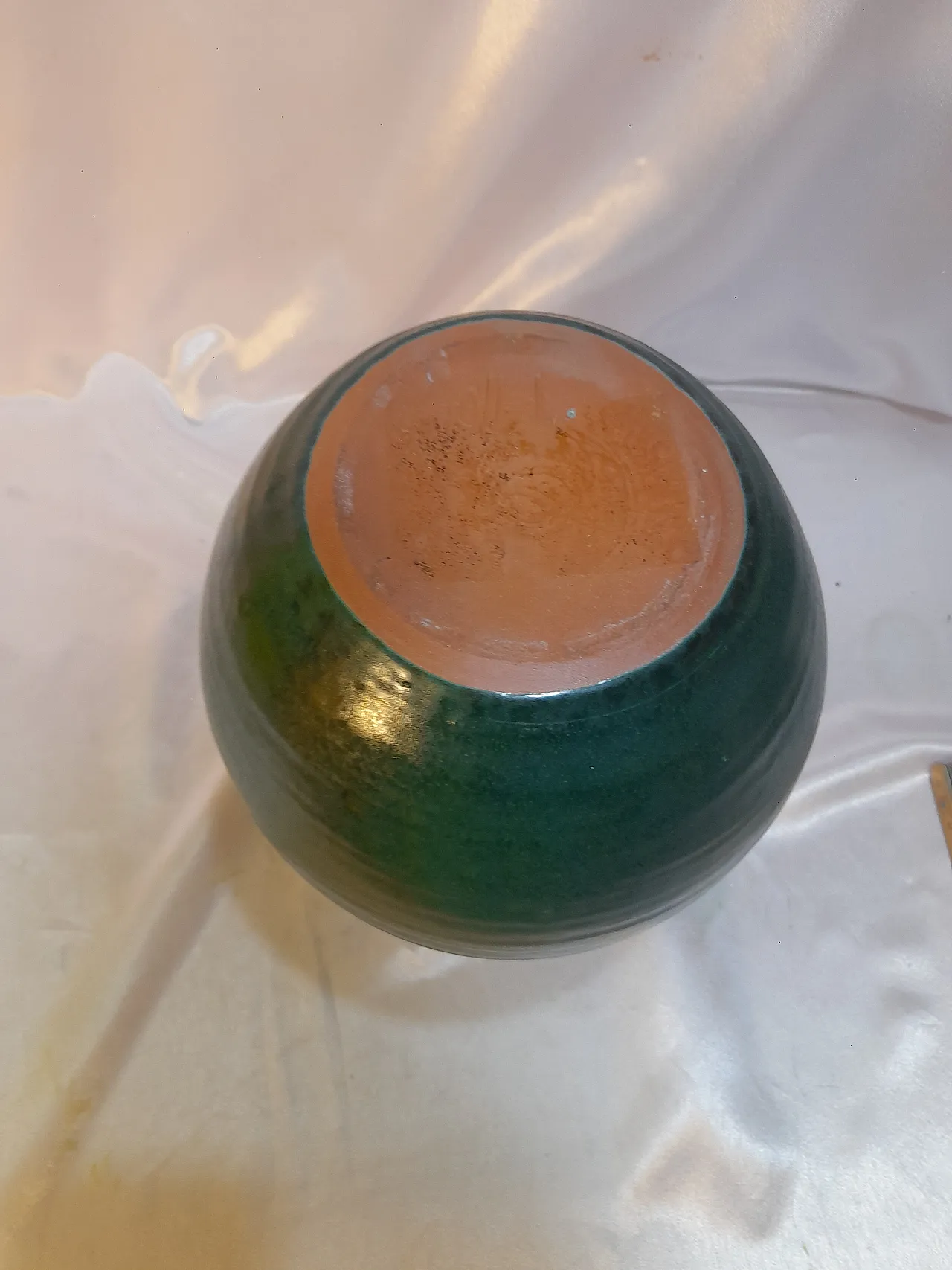 Vaso in terracotta smaltata verde interno nero, anni '70 20
