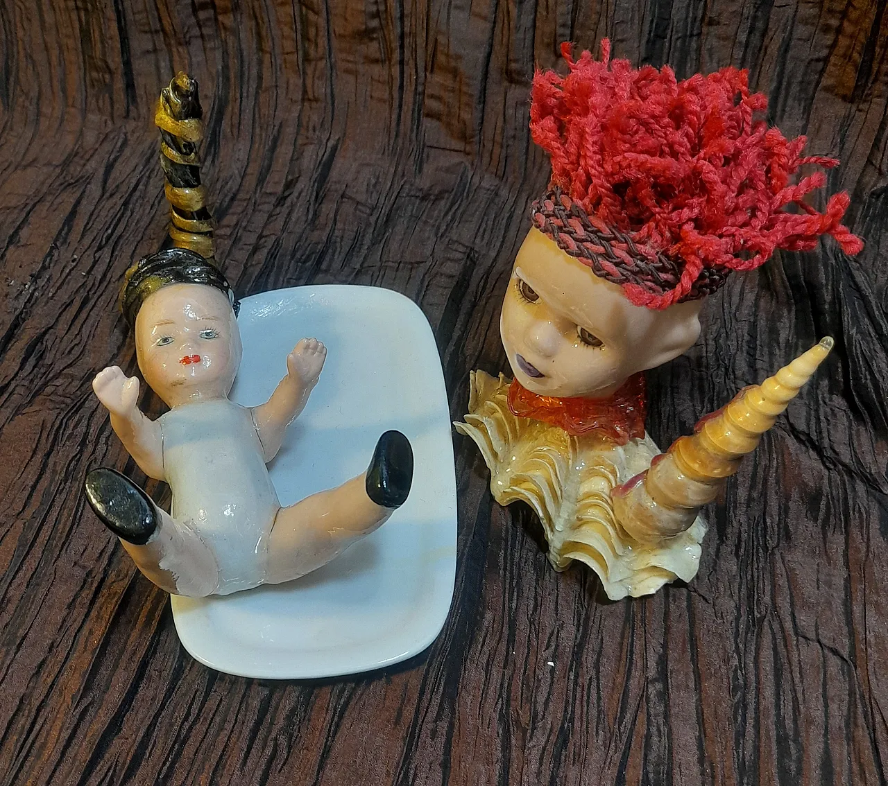 Ladies ring and jewelery holders, 2000s 1
