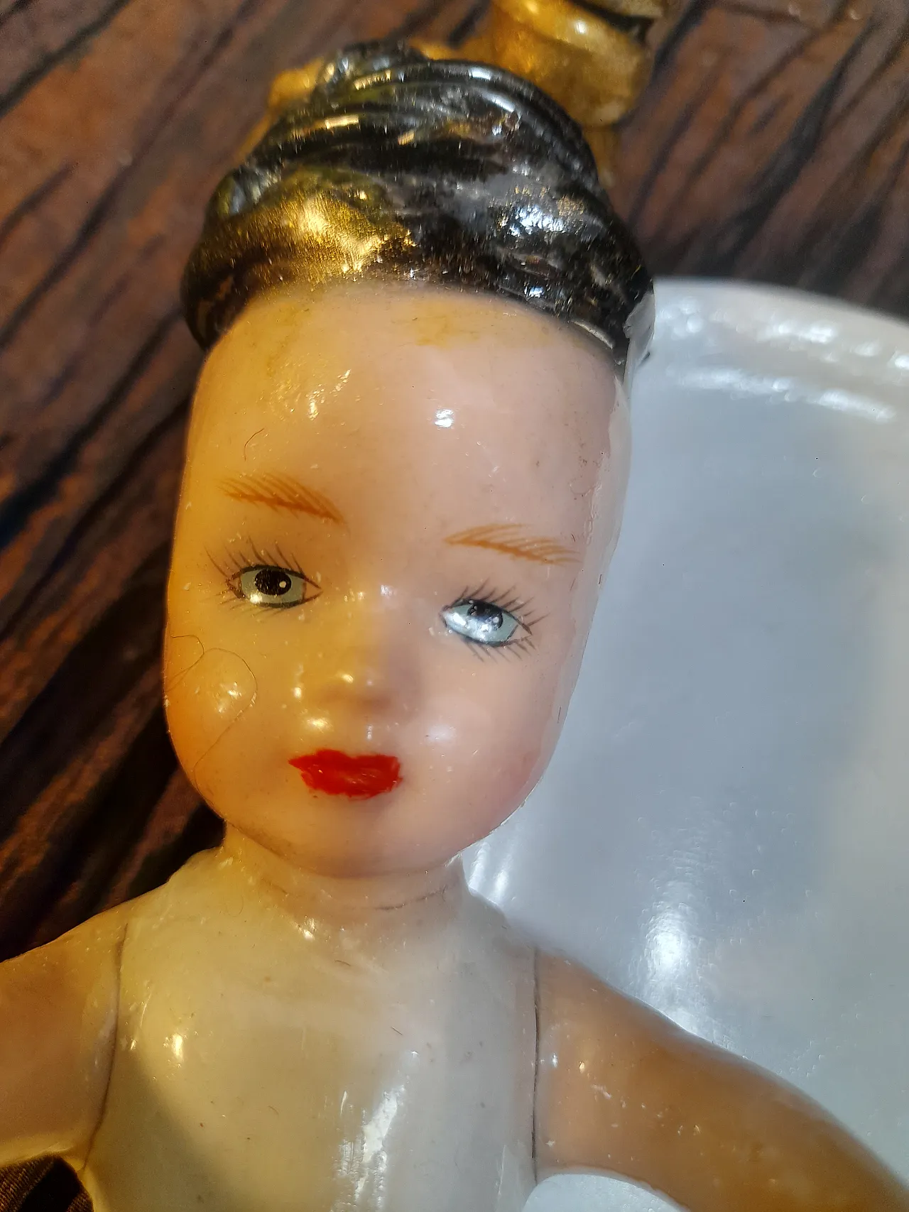 Ladies ring and jewelery holders, 2000s 21