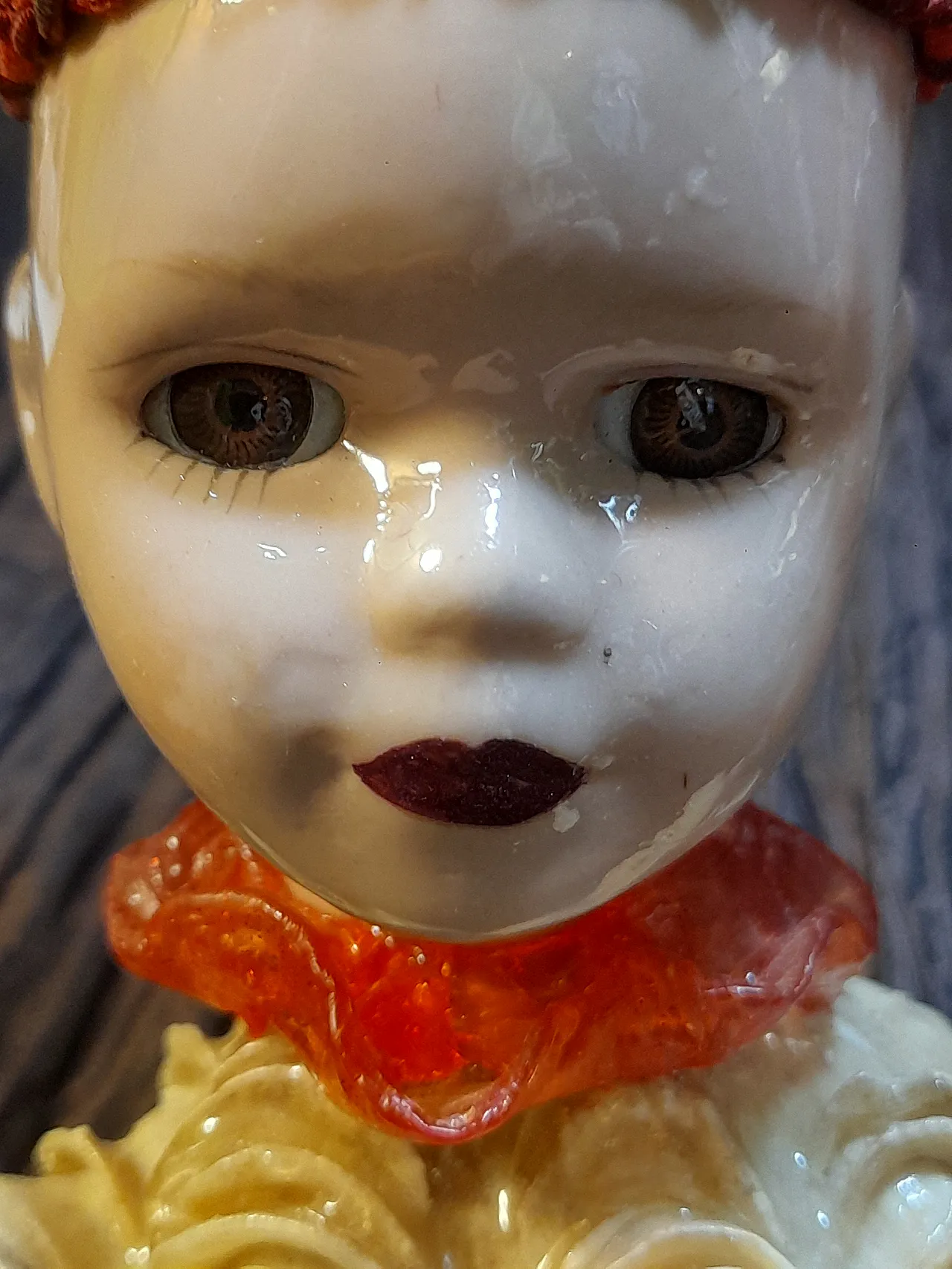 Ladies ring and jewelery holders, 2000s 25